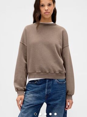 Gap NWT soft stone brown sweatshirt size small